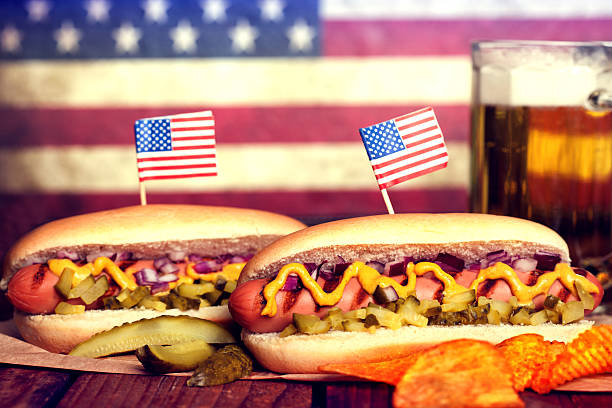 american hotdog - napkin american flag holiday fourth of july fotografías e imágenes de stock