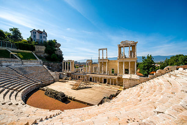 plovdiv римский театр - image created 21st century blue colors old стоковые фото и изображения