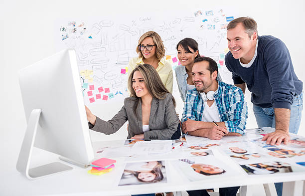 istock Business people working in a creative office 477397350