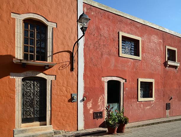 istock Valladoid old mexican city 477408778