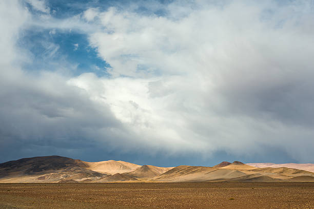 noroeste da argentina paisagem do deserto - lakebed imagens e fotografias de stock