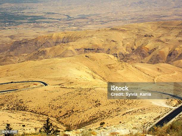 Photo libre de droit de Vue De La Terre Promise Du Mont Nebo Jordanie banque d'images et plus d'images libres de droit de Angle de prise de vue - Angle de prise de vue, Asie de l'Ouest, Caillou