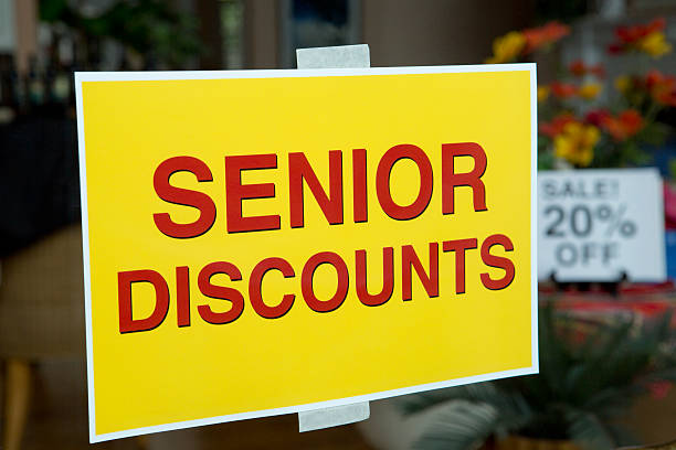 istock Senior Discount Retail Sign 477434114