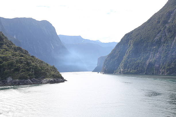 istock Misty Mountains, New Zealand 477457591