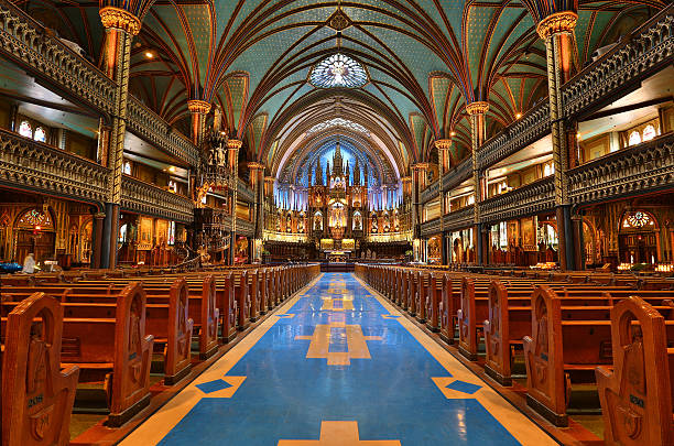 catedral de notre dame de montreal () - spirituality stained glass art glass - fotografias e filmes do acervo