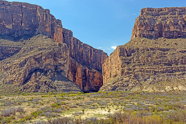 istock Narrow Canyon in a Desert Escarpment 477506760