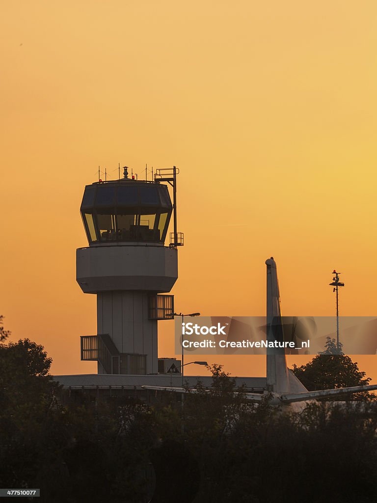 Control de tráfico aéreo - Foto de stock de Aeropuerto libre de derechos