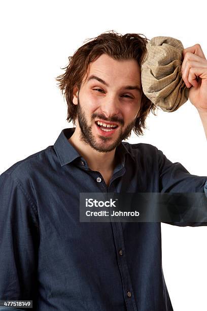 Jovem Com Dor De Cabeça - Fotografias de stock e mais imagens de Adulto - Adulto, Barba, Branco