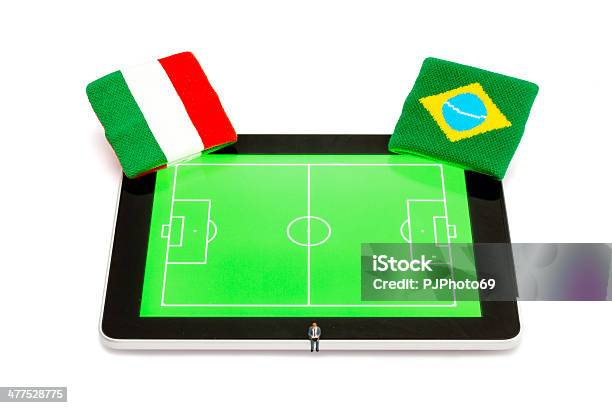 Fußball Events Auf Tablet Pc Stockfoto und mehr Bilder von Aktivitäten und Sport - Aktivitäten und Sport, Ausrüstung und Geräte, Berührungsbildschirm