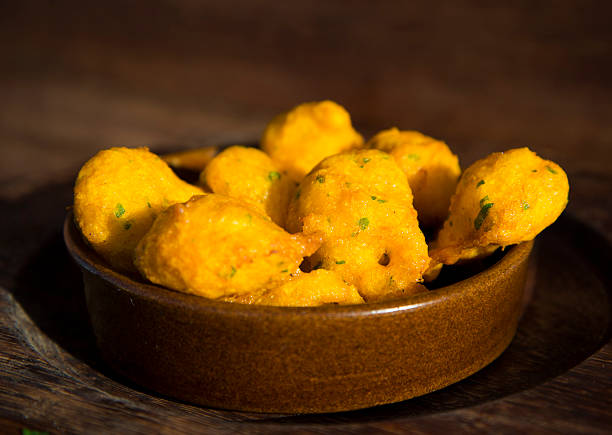 Croquetes de bacalhau - foto de acervo