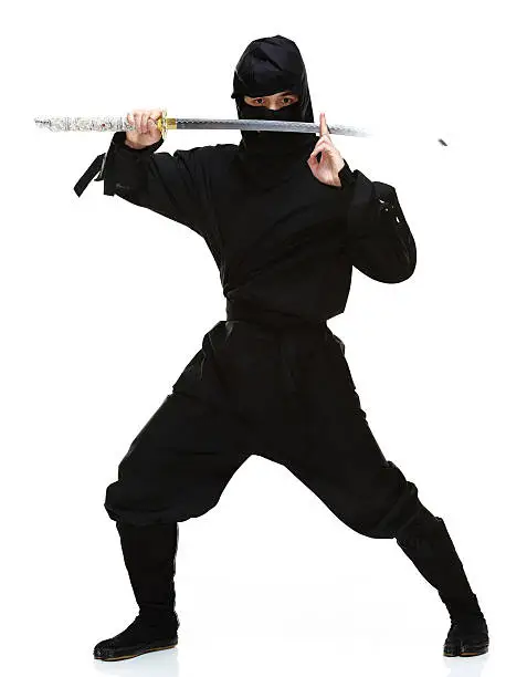 Ninja in action with swordhttp://www.twodozendesign.info/i/1.png