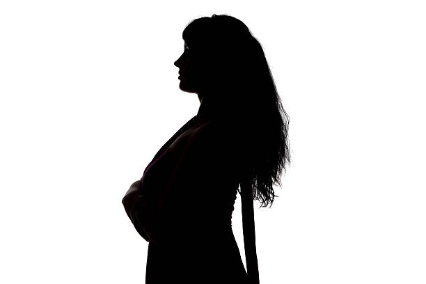 istock Image of curvy woman's silhouette in profile 477554106