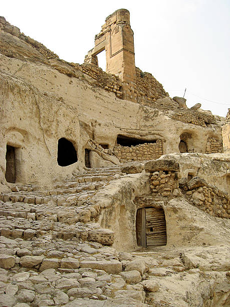 istock Hasankeyf scenery in a sunny day 477557307