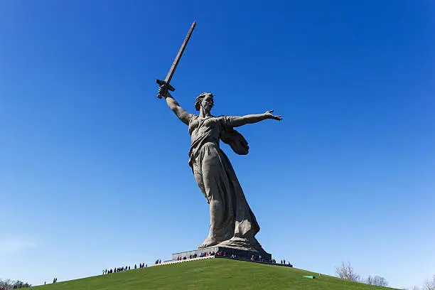 The monument "the Motherland calls!" dedicated to the memory of the great Patriotic war, located on the territory of the monument-ensemble "Heroes of the Stalingrad battle" on Mamaev Kurgan in Volgograd. The photo is in the album: 