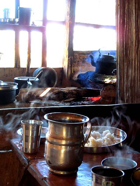 istock Lunch along the Nepali Trail 477568873