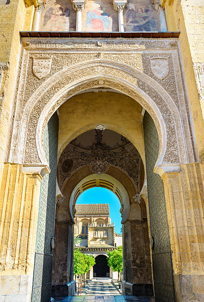 istock Main gate of the Mezquita 477568884