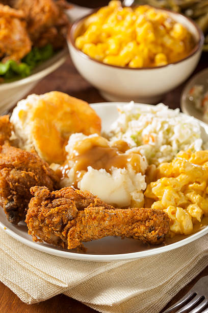 istock Homemade Southern Fried Chicken 477604615