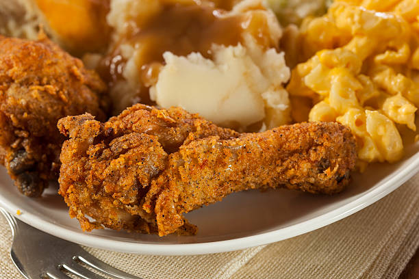 istock Homemade Southern Fried Chicken 477606017