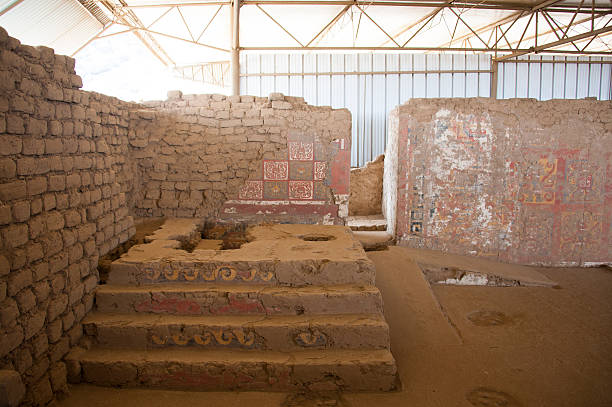 istock Decoration - Huacas del Moche 477627898
