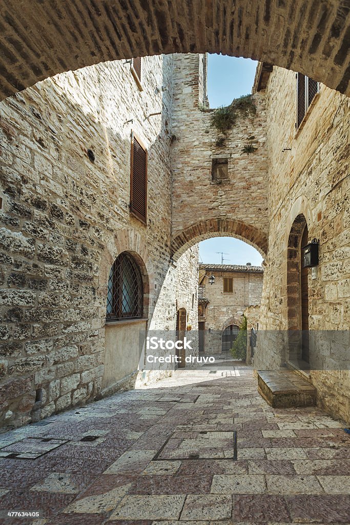 Italiano ciudad antigua - Foto de stock de Adoquinado libre de derechos