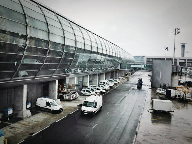 paris airport - airport france mobilestock roissy zdjęcia i obrazy z banku zdjęć