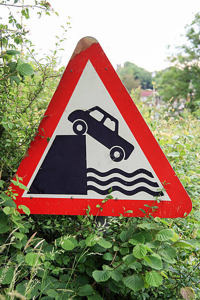 istock Irish danger traffic sign 477636161