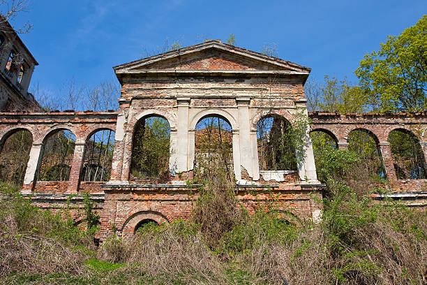 istock Facade of a ruined building 477651787