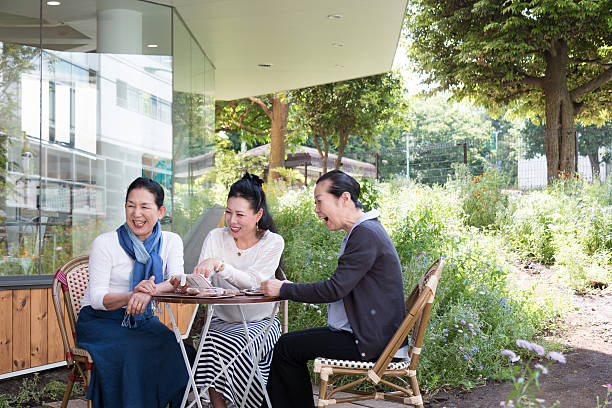 istock Happy time of the afternoon 477672558