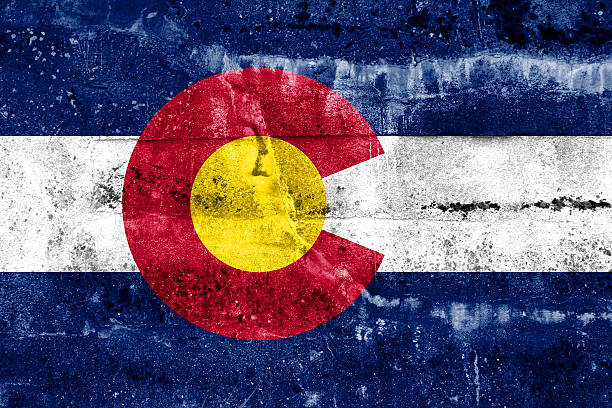 istock Colorado State Flag painted on grunge wall 477675889