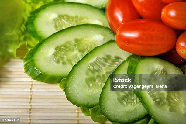 Tomates Produtos Hortícolas - Fotografias de stock e mais imagens de Agricultura - Agricultura, Alface, Almoço