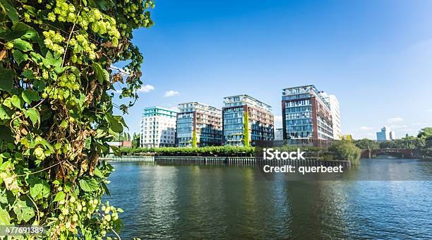Apartmenthäuserblocks Stockfoto und mehr Bilder von Balkon - Balkon, Deutschland, Stadt