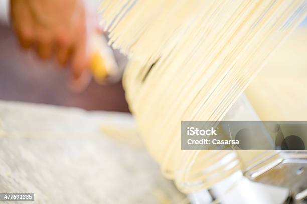 Foto de Momemade Massas Frescas e mais fotos de stock de Adulto - Adulto, Alimentação Saudável, Carboidrato - Comida