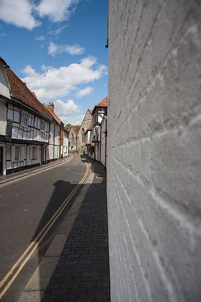 Perspective on Sandwich, Kent lead in lines point to the Historic properties of the Cinque Port town of Sandwich in Kent sandwich kent stock pictures, royalty-free photos & images