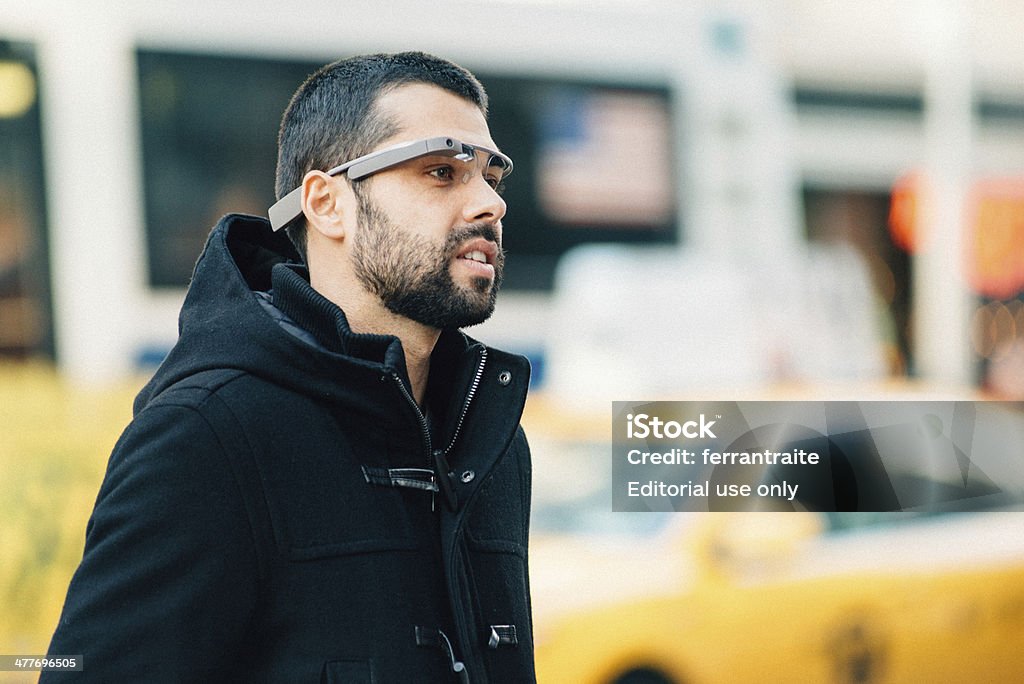 Google Glass Нью-Йорк - Стоковые фото Интеллектуальные тёмные очки роялти-фри