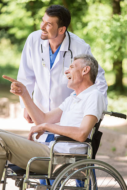 istock Old man at hospital 477697012