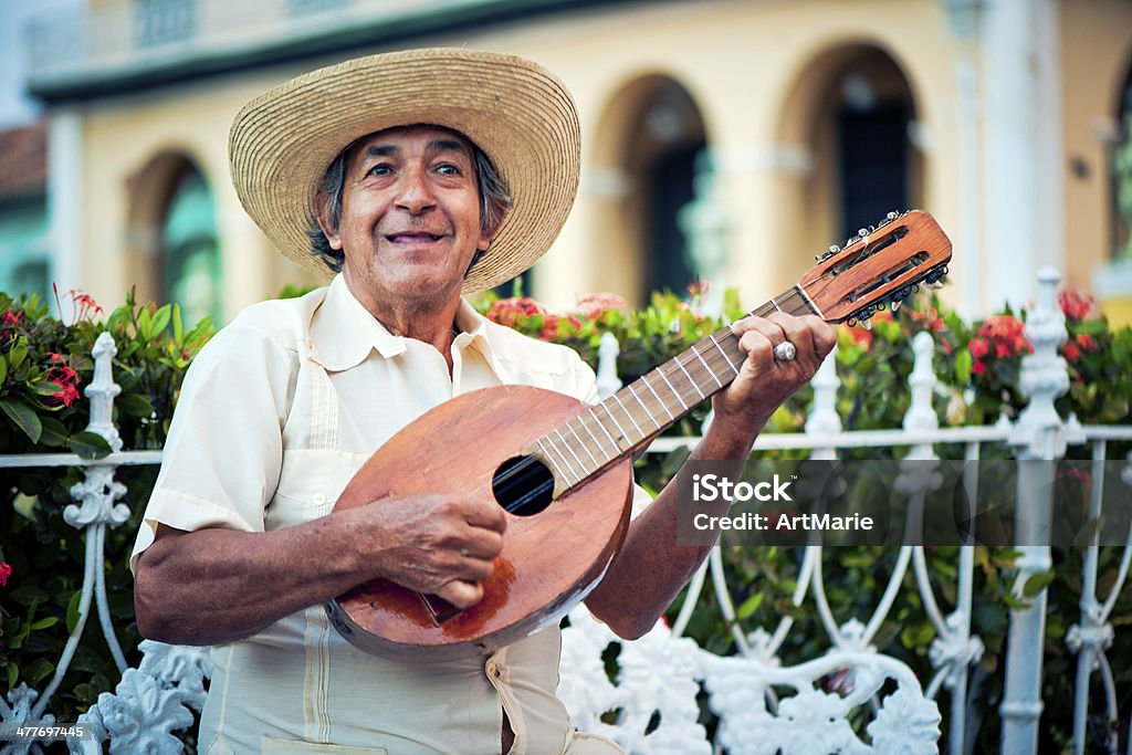 Músico com Bandolim - Foto de stock de Cuba - Grandes Antilhas royalty-free