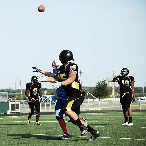 istock Football Action 477698789