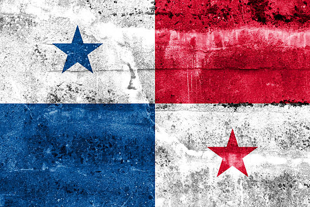 istock Panama Flag painted on grunge wall 477702635