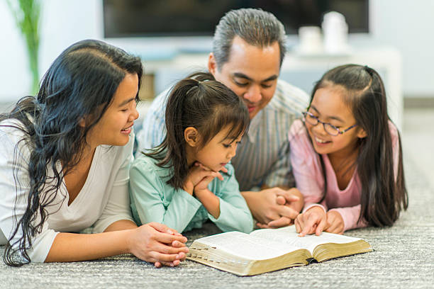 istock Christian Family 477712953
