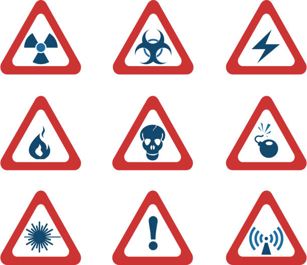 ilustraciones, imágenes clip art, dibujos animados e iconos de stock de triangular iconos de señal de peligro - toxic waste vector biohazard symbol skull and crossbones