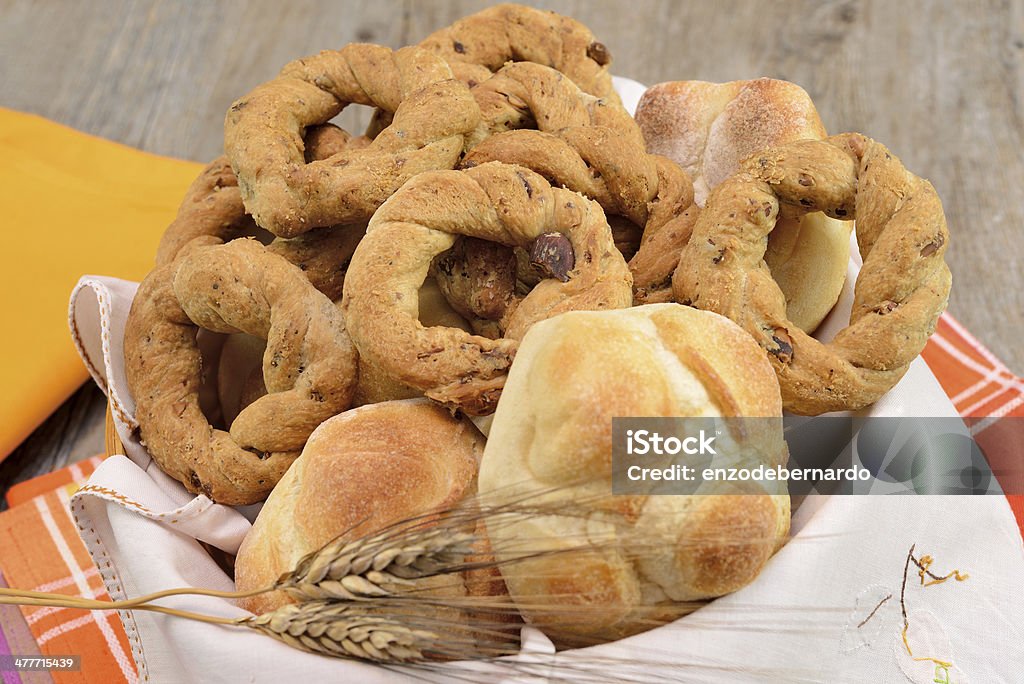 taralli bread Neapolitan cookies called taralli made with lard almond and black pepper Black Peppercorn Stock Photo