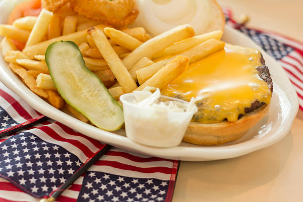 칠레식 플랙 cheeseburger - americanized 뉴스 사진 이미지