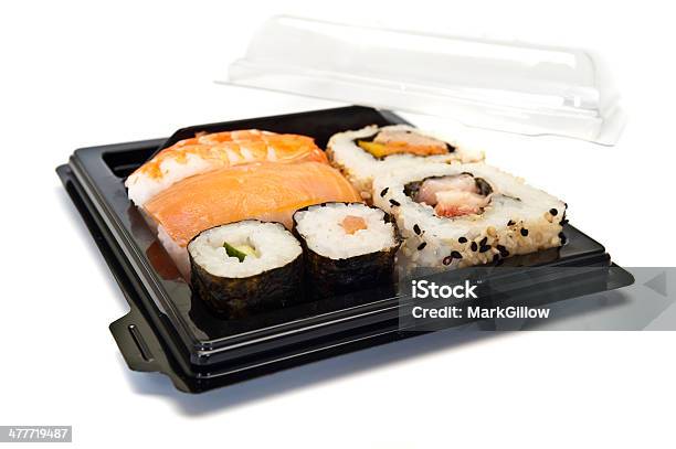 Foto de Combinação De Sushi e mais fotos de stock de Bandeja - Bandeja, Plástico, Sashimi