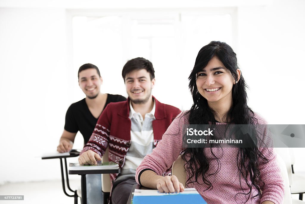 Gruppo di studenti - Foto stock royalty-free di 18-19 anni