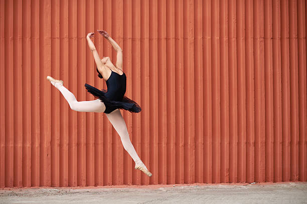 istock Ballerina outdoors 477749450