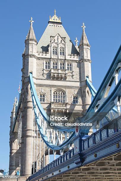 Foto de Tower Bridge Londres e mais fotos de stock de Arquitetura - Arquitetura, Capitais internacionais, Cultura Britânica