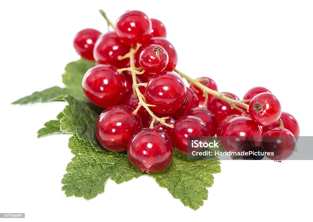 Bacche rosse isolato - Foto stock royalty-free di Ribes - Frutti di bosco