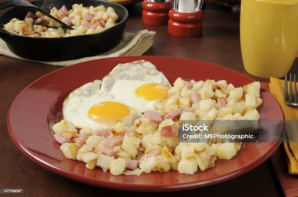 Quiche mit Schinken, Eiern und Rösti - Lizenzfrei Brunch Stock-Foto