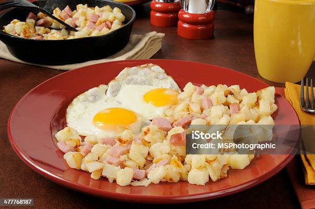 Ovos De Presunto E Hash Browns - Fotografias de stock e mais imagens de Batatas Preparadas - Batatas Preparadas, Brunch, Carne