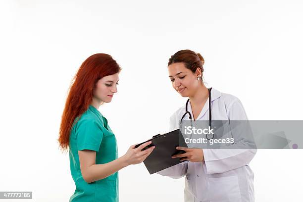 Arzt Krankenschwester Stockfoto und mehr Bilder von Aktenordner - Aktenordner, Arbeit und Beschäftigung, Arbeiten